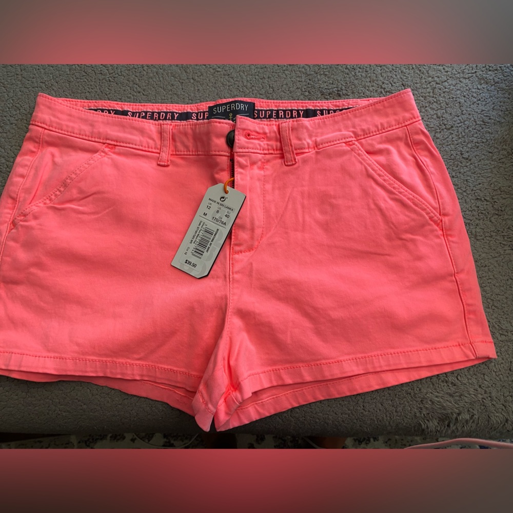 Shorts hot pink with tags